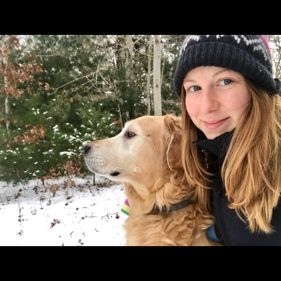 Meet your Posher, Emily - Picture 2 of 3